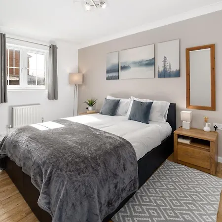 Charming 2Br Ground Floor Flat In Sholing, 11 Mins From City Centre - Recently Set Up With Love Southampton Exterior photo