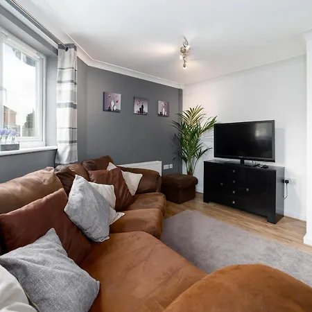 Charming 2Br Ground Floor Flat In Sholing, 11 Mins From City Centre - Recently Set Up With Love Southampton Exterior photo
